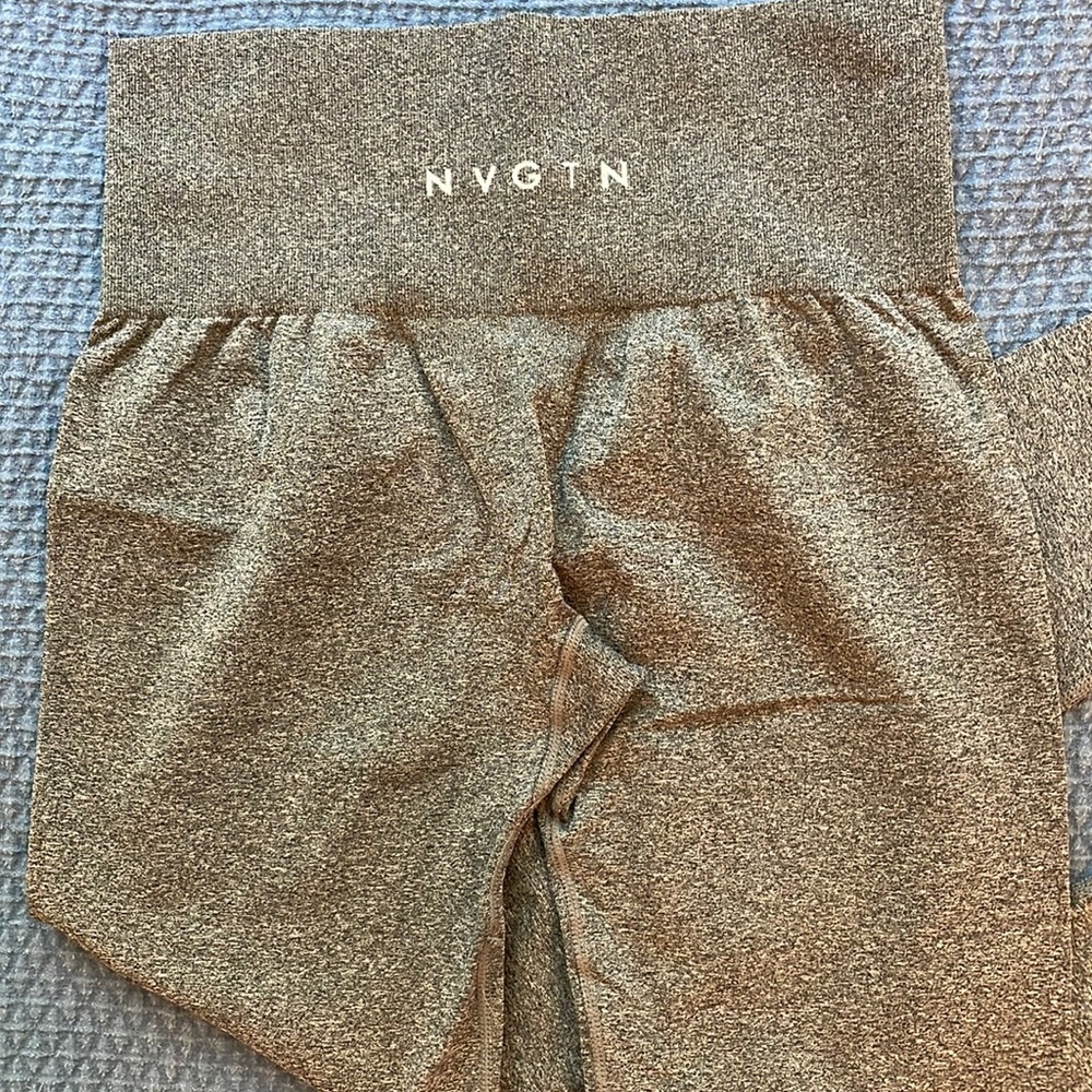 NVGTN Solid Seamless Leggings